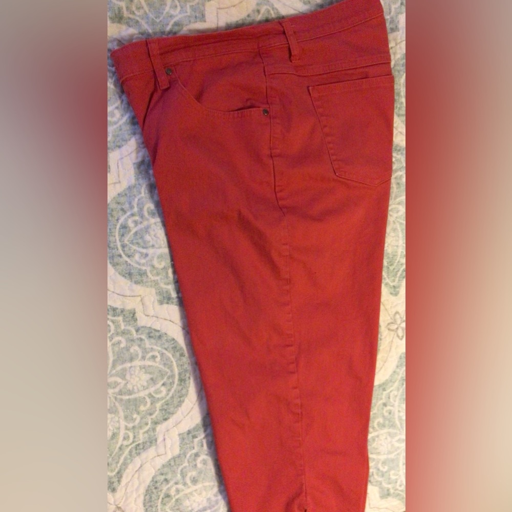 Lee Rider Capri - Picture 2 of 2